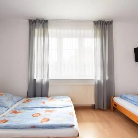 Bed & Breakfast Dom Pod Sosnami *