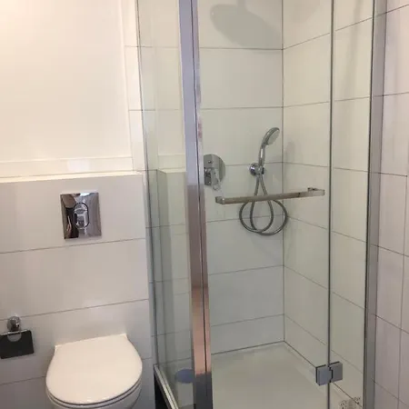Dom Pod Sosnami Nocleg ze śniadaniem Mielno (Koszalin)