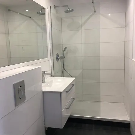 Dom Pod Sosnami Bed & Breakfast